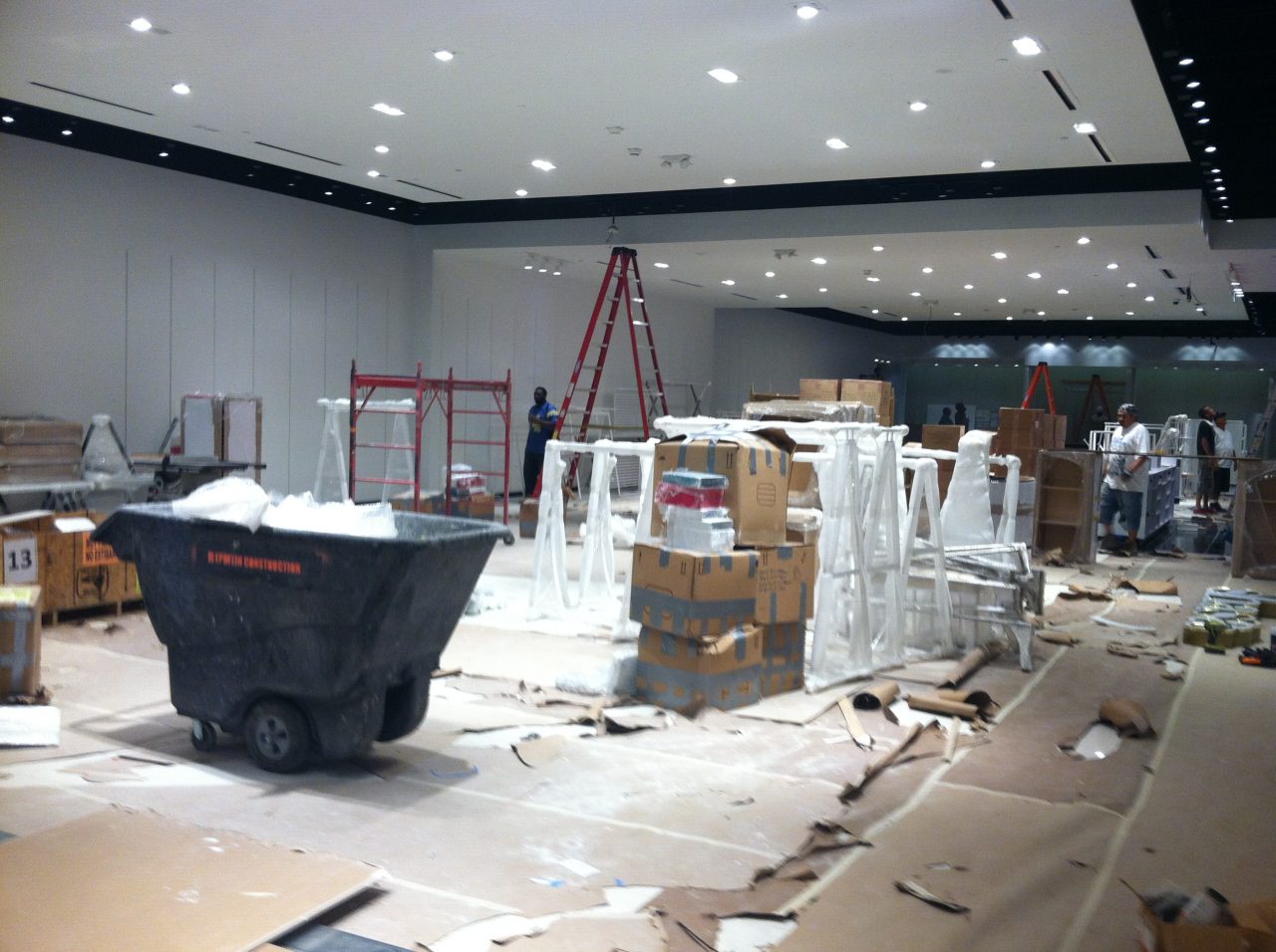 Commercial Junk Removal and Trash Removal Services Bakersfield, CA RM